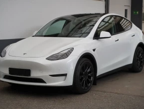 Tesla Model Y 2022 | bex-auto.com
