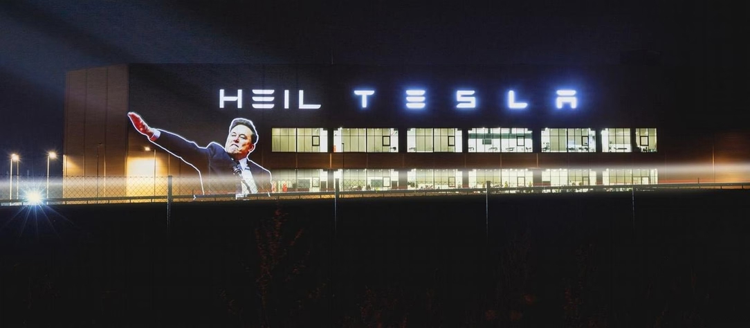 Общественное мнение против Tesla: падение продаж на фоне критики Илоны Маска