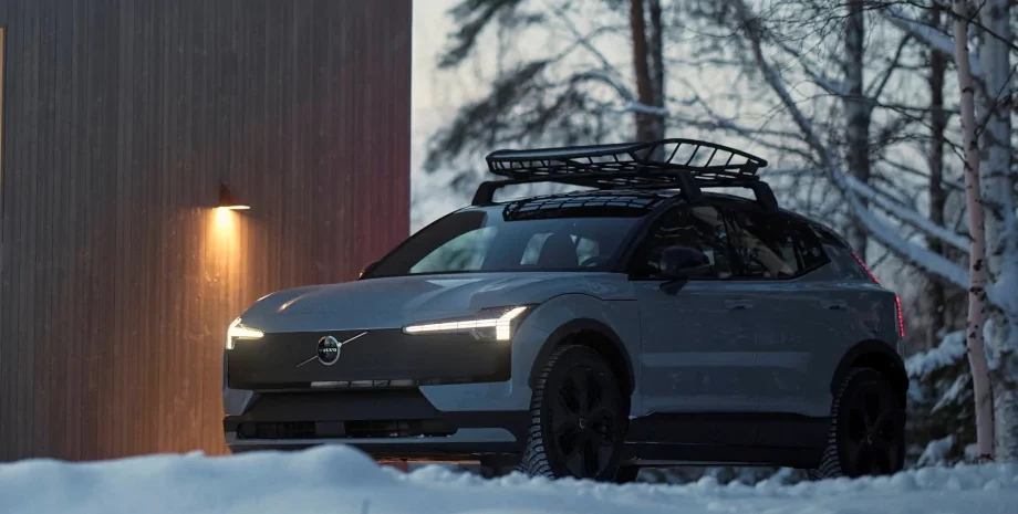 Новий Volvo EX30 Cross Country: потужний електрокросовер для бездоріжжя