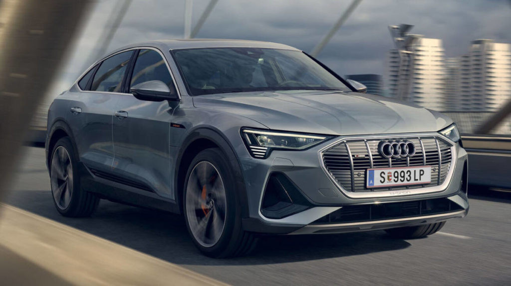 Огляд Audi E-Tron: на що здатен преміумний кросовер?