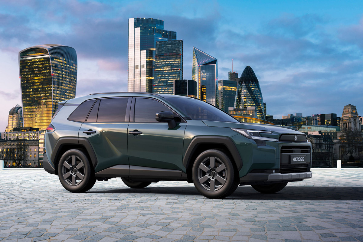 300-сильный кроссовер Suzuki Across на базе Toyota RAV4 вышел на рынок ЕС: цена и характеристики | bex-auto.com