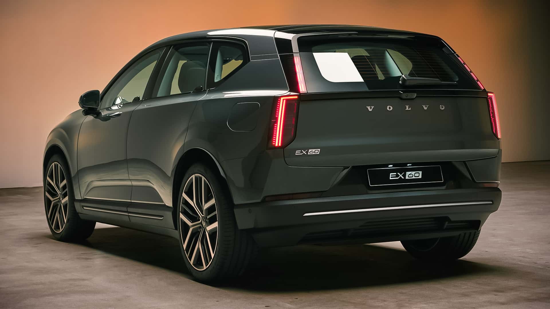 680 hp and a range of up to 810 km: the new Volvo EX60 unveiled — the brand's most high-tech electric crossover