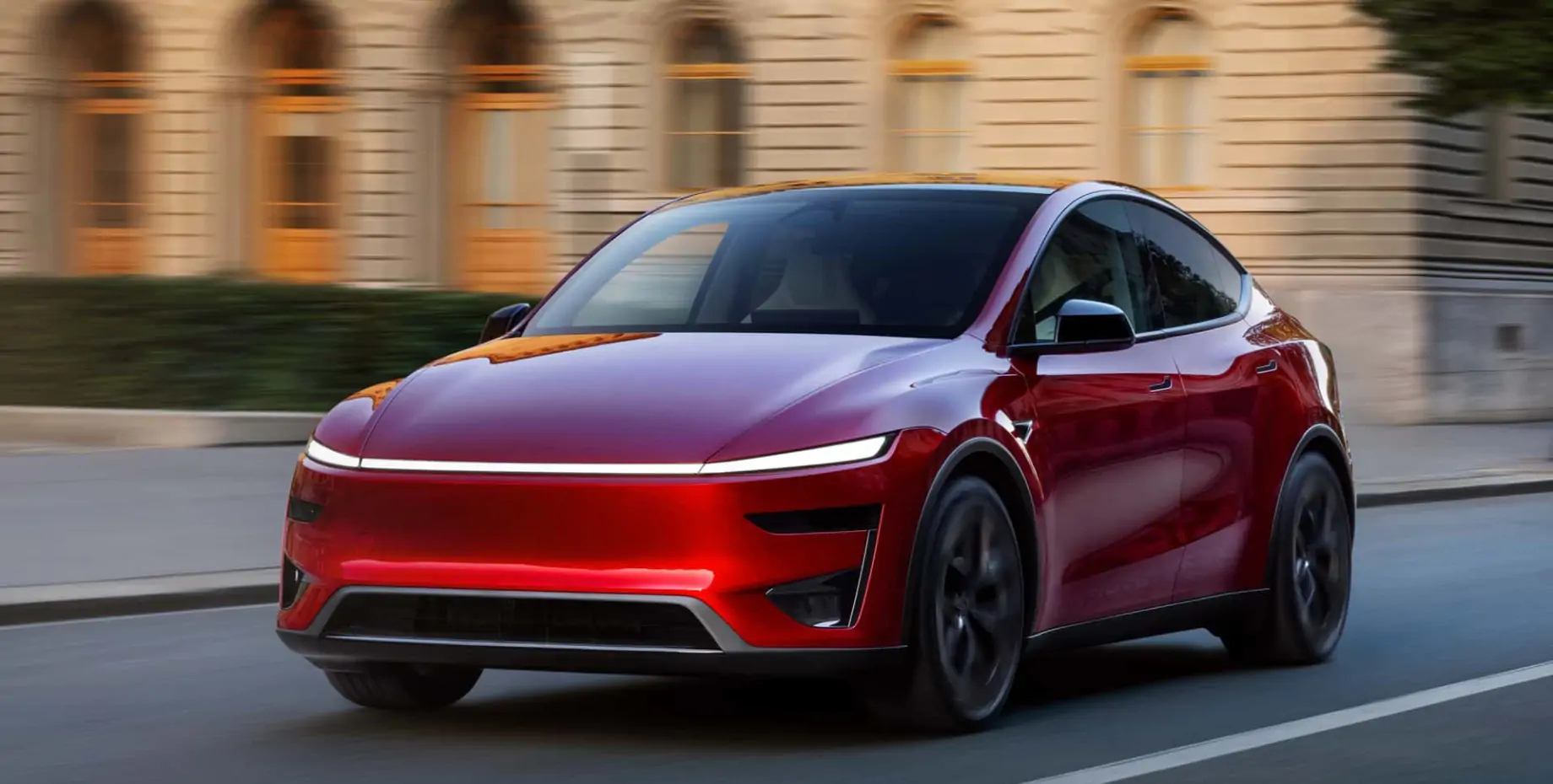 Новая Tesla Model Y Performance 2025: разгон до 100 км/ч за 3,5 секунды и запас хода 580 км