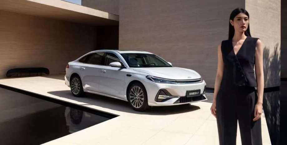 Geely Galaxy A7, Geely Galaxy, новий Geely Galaxy A7, седан Geely, гібрид Geely