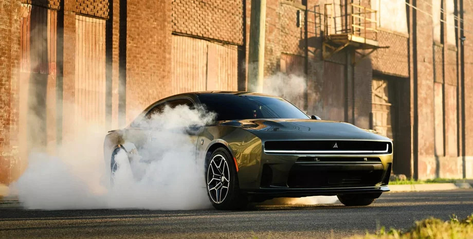 Спорткар, кроссовер и пикап: в США выбрали лучшие автомобили года — результаты удивили | bex-auto.com