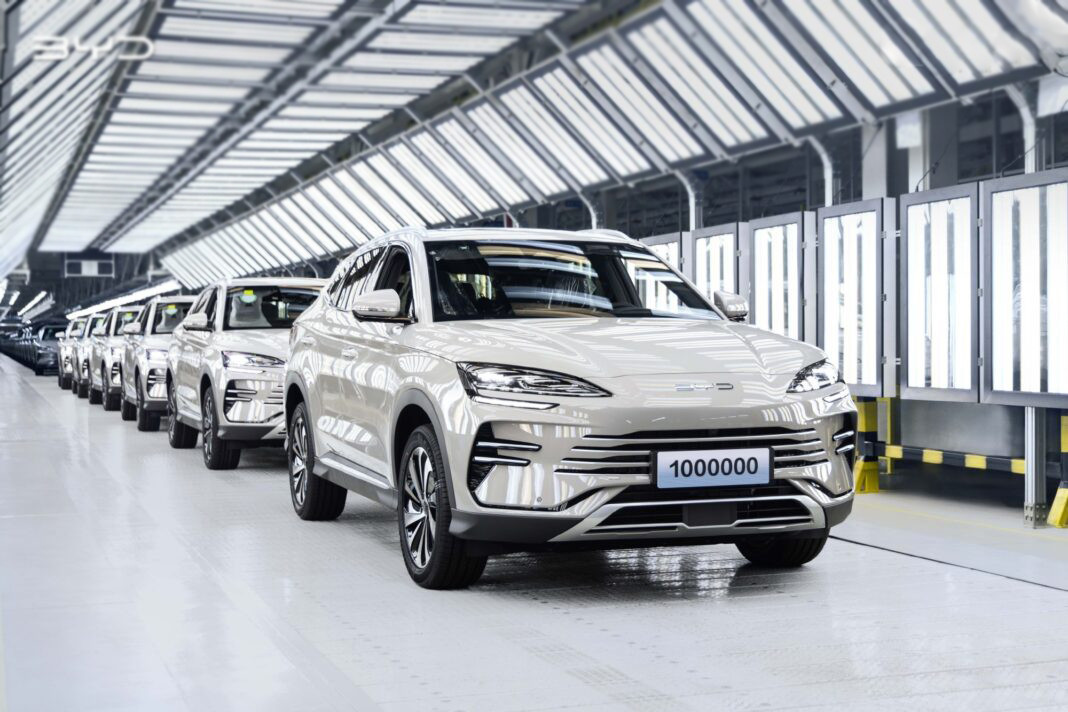 BYD випускає свій 1 000 000 BYD Song Plus