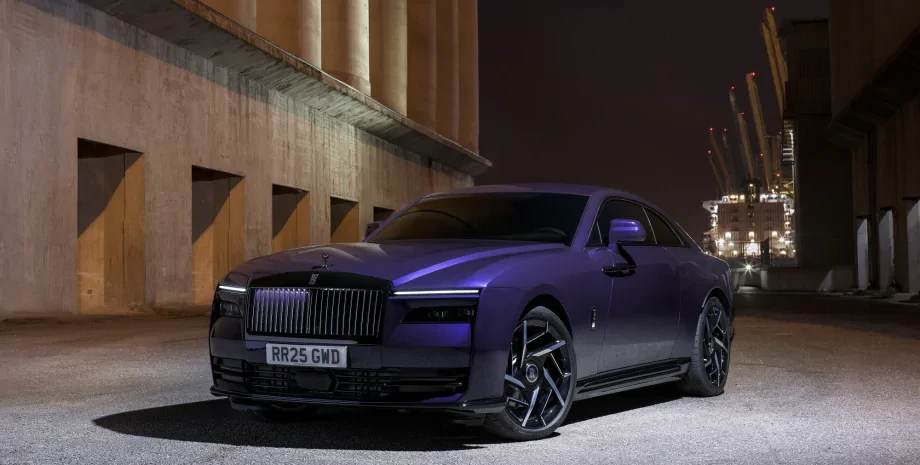 Новый Rolls-Royce Spectre Black Badge: самый мощный и быстрый электрокар бренда - 2 | bex-auto.com