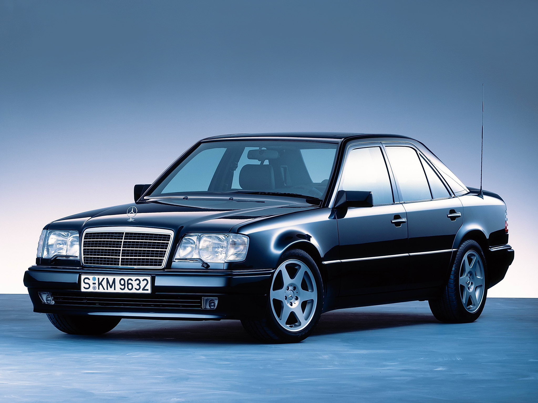 Mercedes-Benz E-Class W124