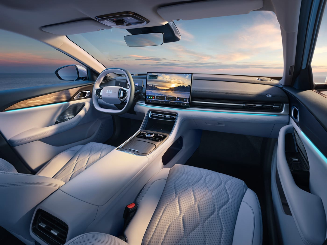 Салон Geely Galaxy A7, Geely Galaxy, новий Geely Galaxy A7, седан Geely, гібрид Geely