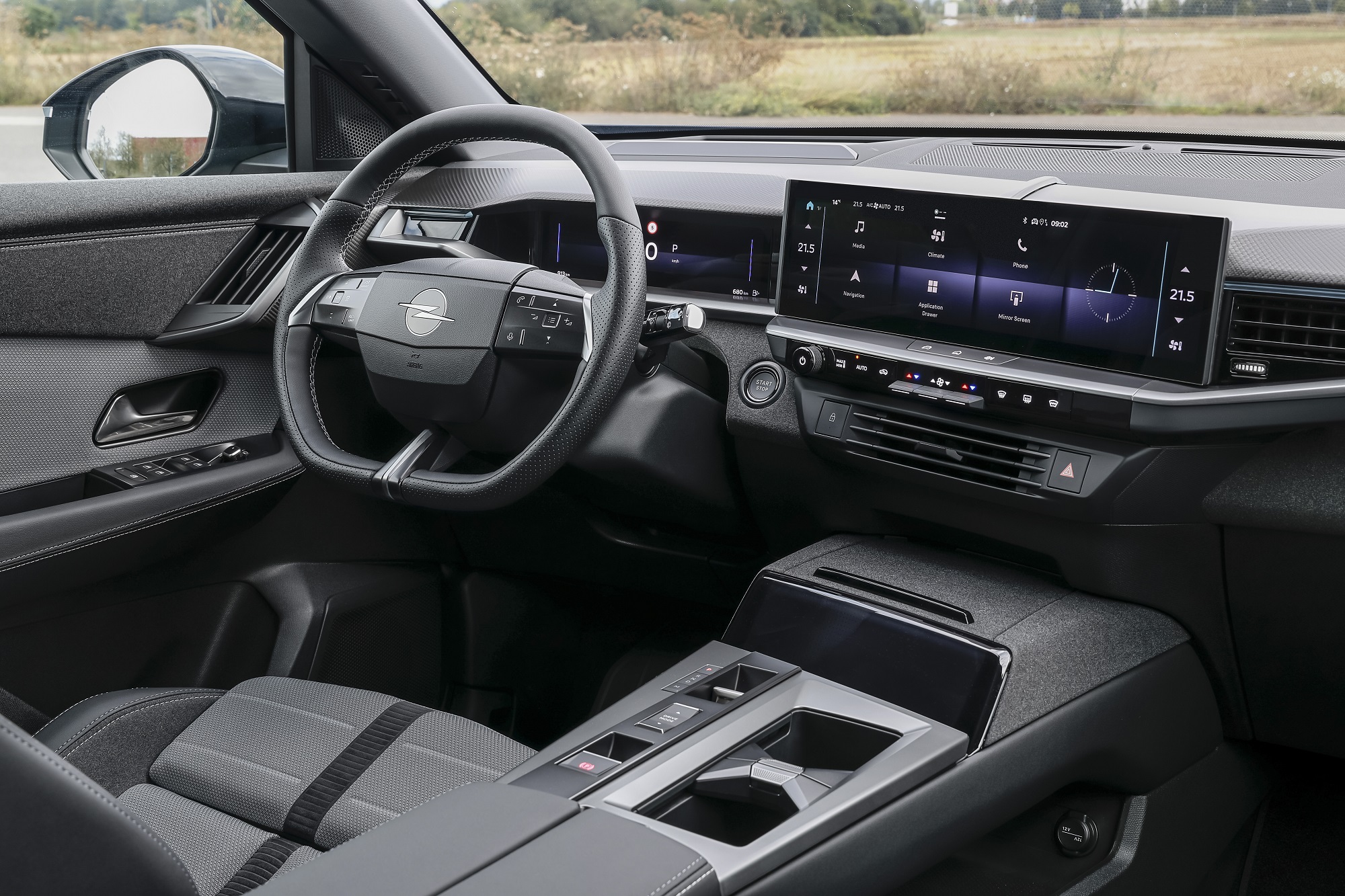 салон Opel Grandland, новый Opel Grandland, кроссовер Opel, кроссовер Opel