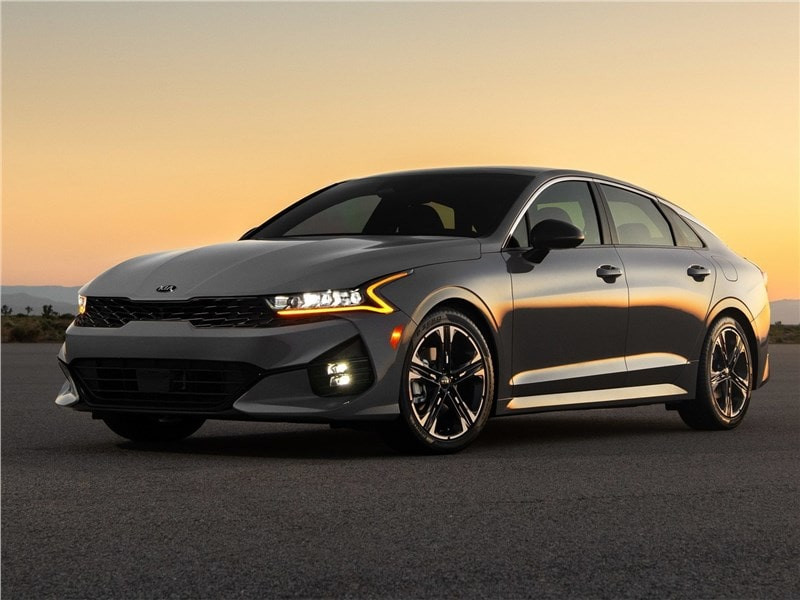 Как не ошибиться с выбором: KIA Optima или K5?