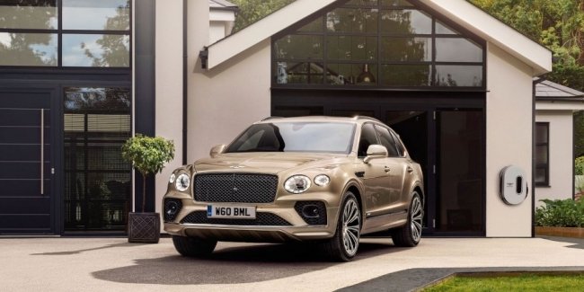 Bentley Bentayga Hybrid vs. конкуренти: Що робить цей розкішний гібрид особливим?