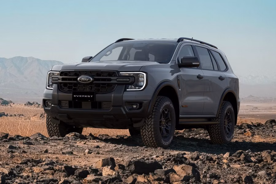 Встречайте Ford Everest 2025: Больше Удобства, Мощности и Комфорта