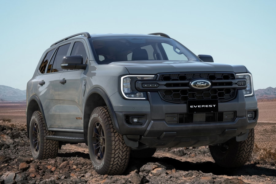 Встречайте Ford Everest 2025: Больше Удобства, Мощности и Комфорта
