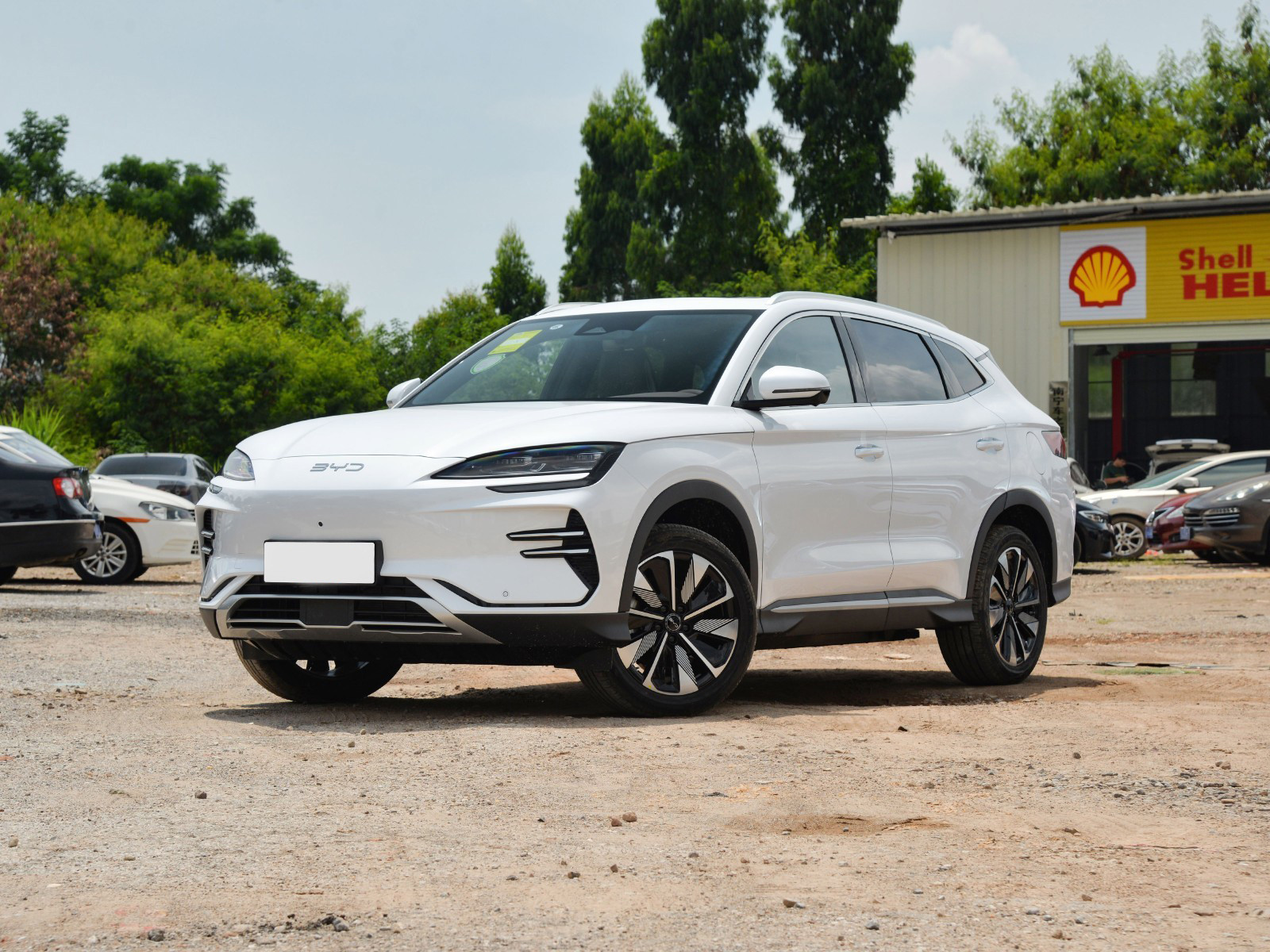 Рекордный спрос на электромобили в Украине: в январе куплено почти 4000 авто