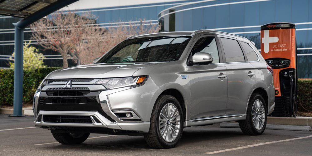 Секрети гібридного Mitsubishi Outlander PHEV 2019