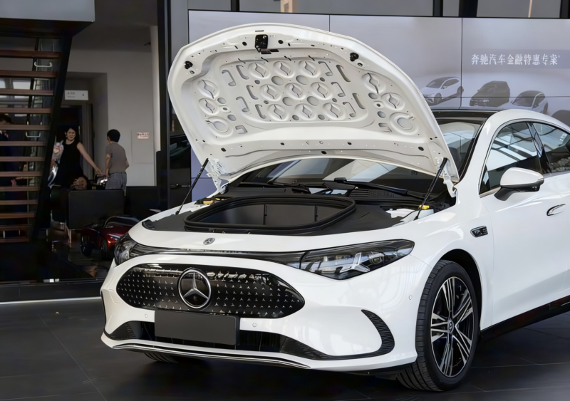 Mercedes-Benz представил новый CLA EV в Китае: увеличенная база и запас хода до 866 км