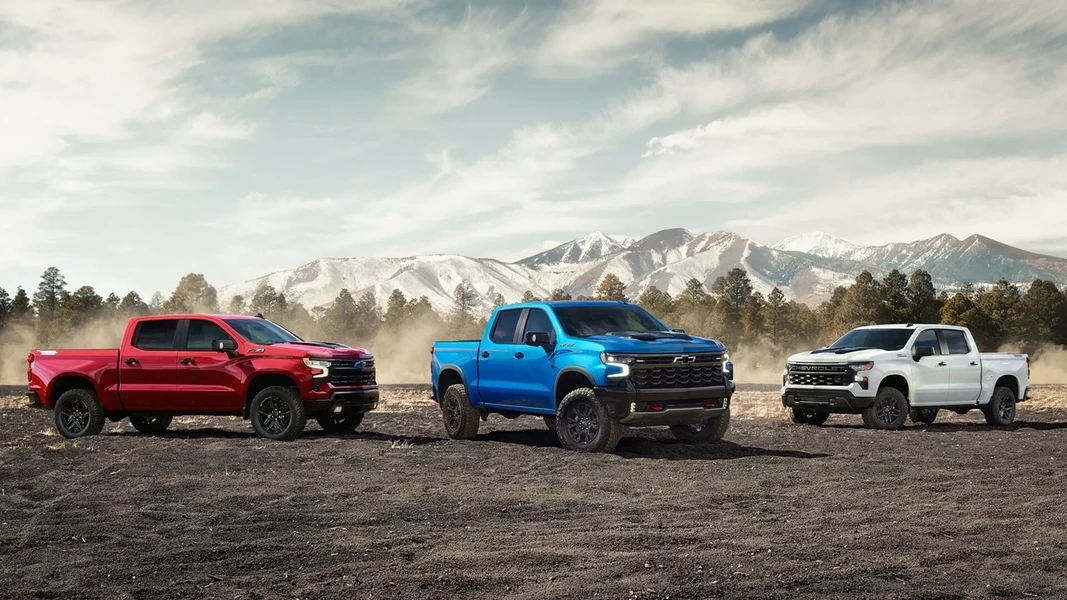 Самый выгодный полноразмерный пикап на рынке США. Новенькие Chevrolet Silverado 2025 уже на полках автосалонов.