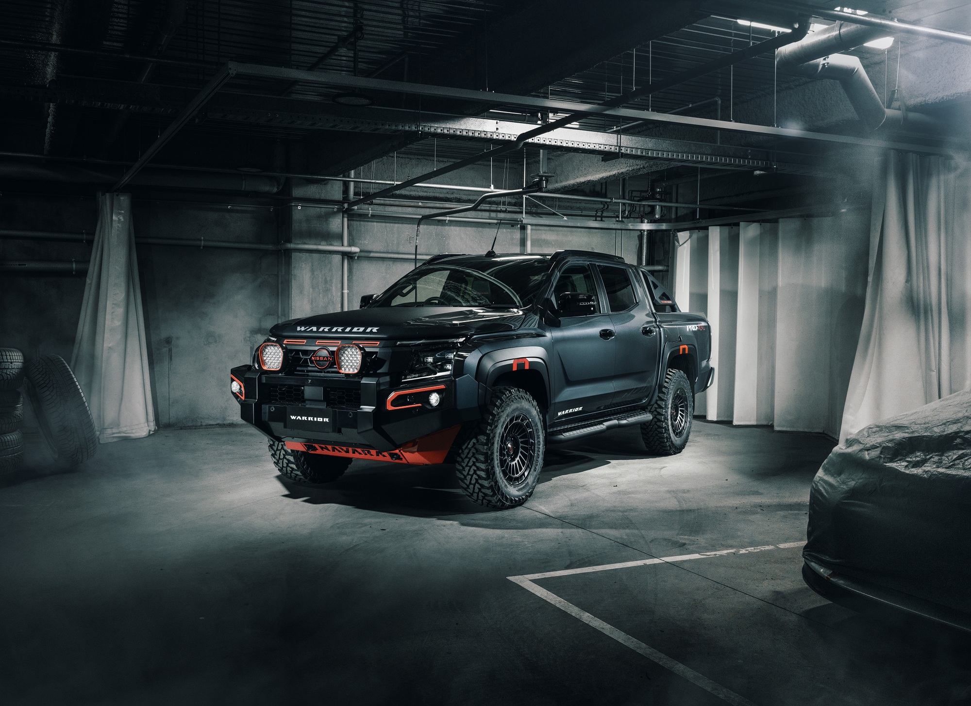 Официально представлен Nissan Navara 2026: новый рамный пикап на базе Mitsubishi L200, дизайн, характеристики и фото