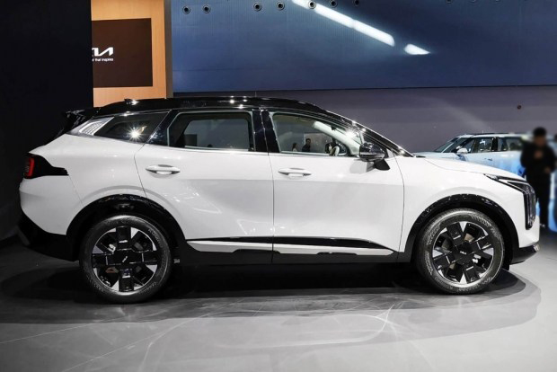 В Китае представлен новый KIA Sportage Platinum Edition: обновленный дизайн, цифровая платформа и ассистенты L2+