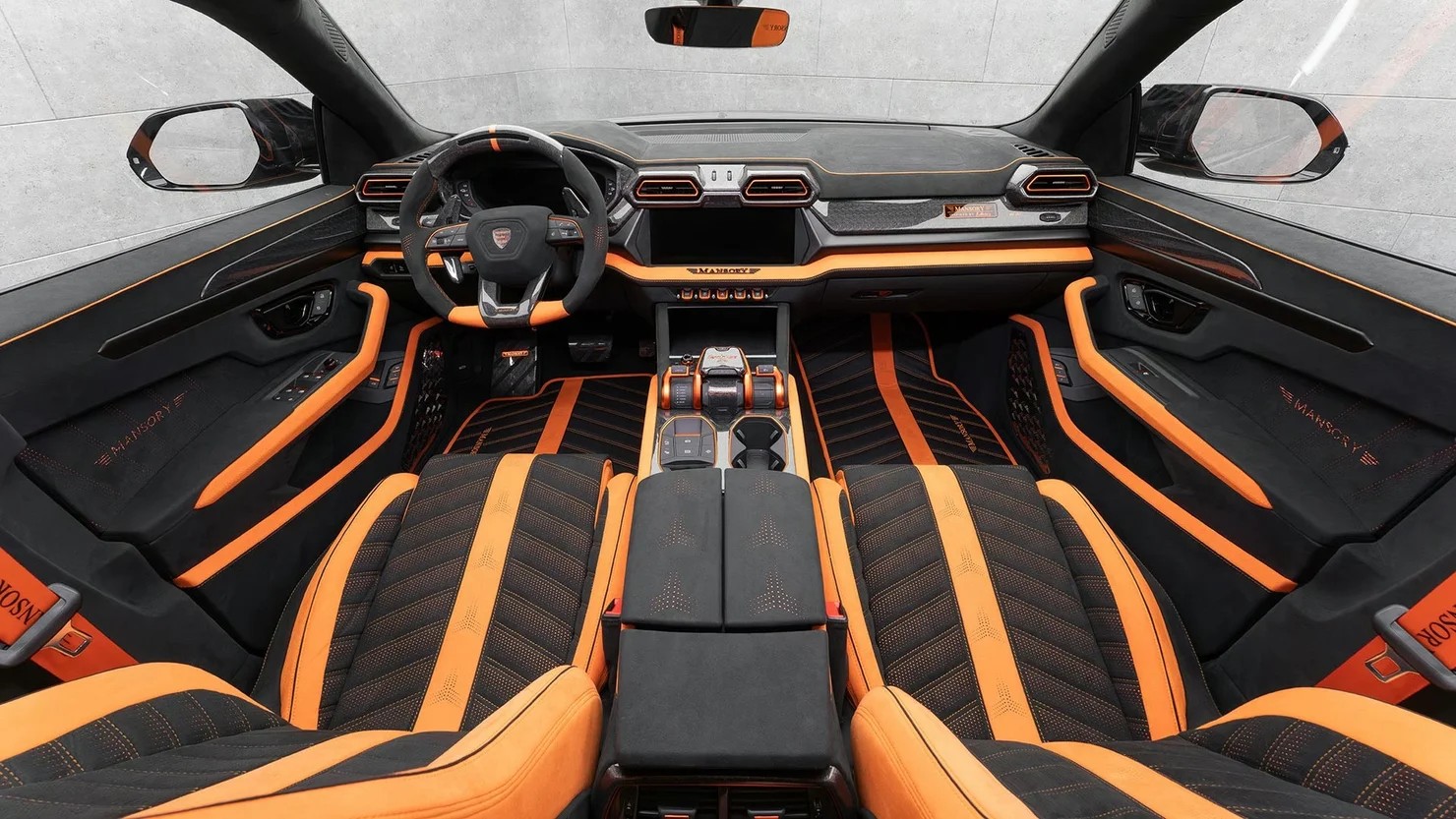 Новый Lamborghini Urus Venatus от Mansory: 1100 сил и 332 км/ч — самый быстрый кроссовер в мире