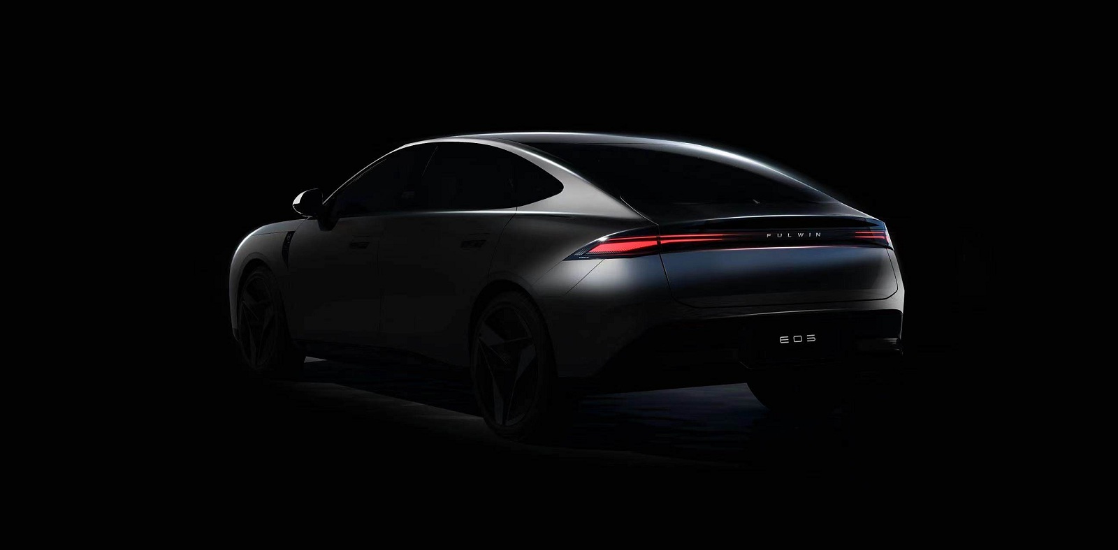 Новый электромобиль от Chery может стать конкурентом Tesla Model 3, предлагая цену на уровне «Дастера»