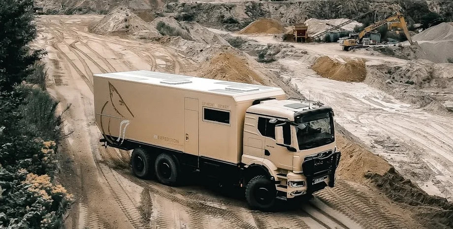 Один із найдорожчих у світі: у Німеччині створили розкішний дім на колесах за $1,9 млн (фото) - 1 | bex-auto.com