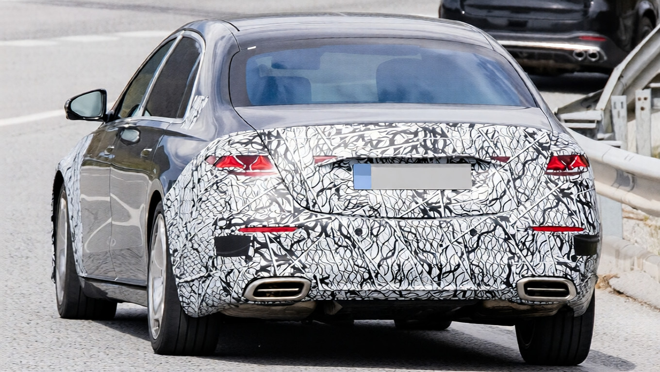 Mercedes-Benz может отложить премьеры обновлённого S-Class и Maybach до 2026 года
