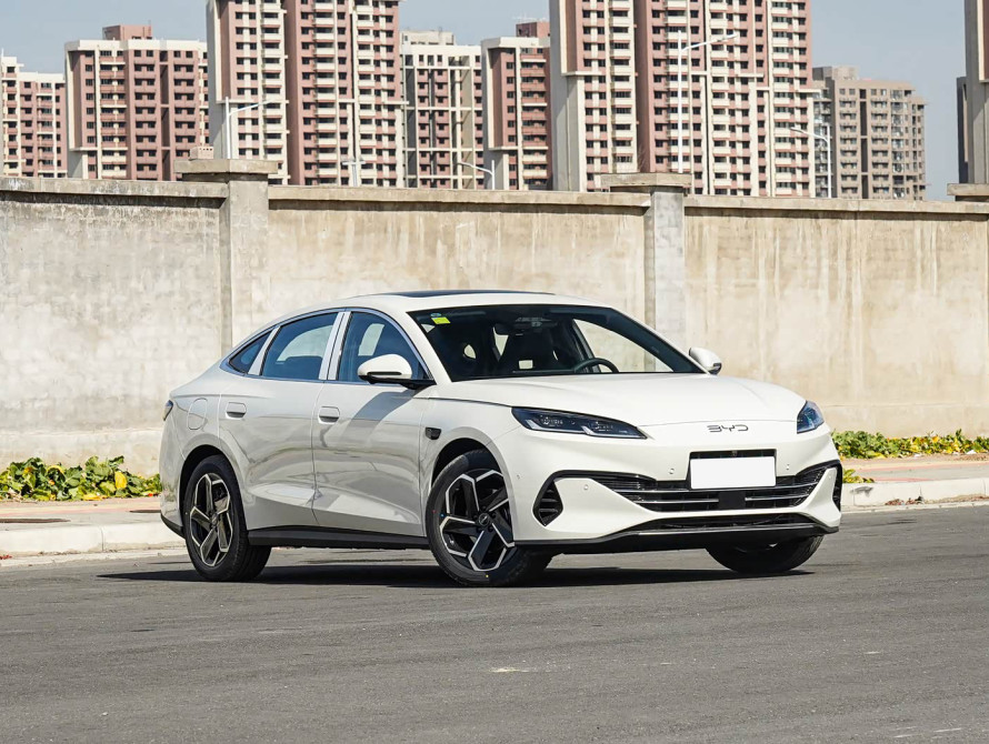 BYD Seal 06 2025 DM-i Flagship - 2 BYD Seal 06 2025 DM-i Flagship - 2 | bex-auto.com