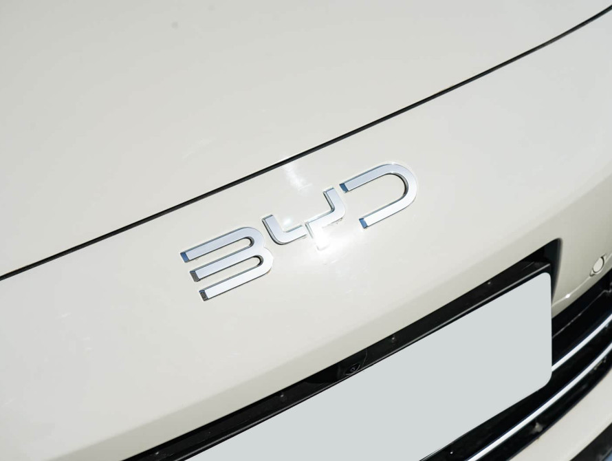 BYD Seal 06 2025 DM-i Flagship - 72 BYD Seal 06 2025 DM-i Flagship - 72 | bex-auto.com