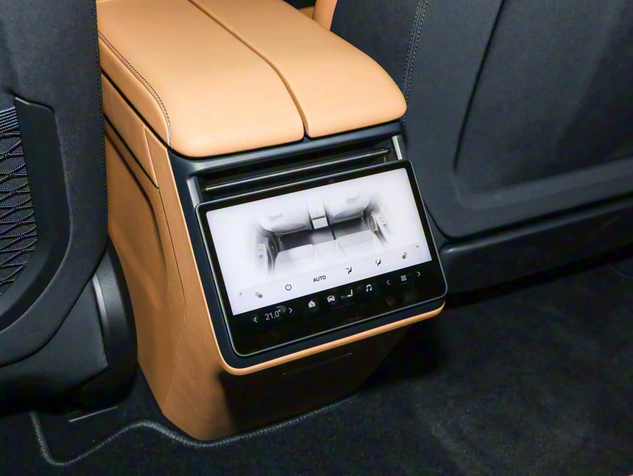 Zeekr 001 2026 Max 95kWh AWD - 73 Zeekr 001 2026 Max 95kWh AWD - 73 | bex-auto.com