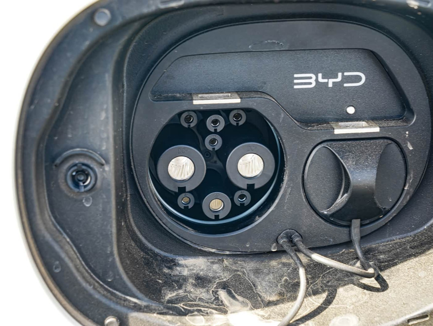 BYD Seal 06 2025 DM-i Flagship - 105 BYD Seal 06 2025 DM-i Flagship - 105 | bex-auto.com