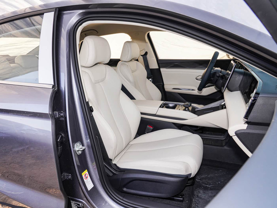 BYD Qin L 2025 DM-i Intelligent Driving - 40 BYD Qin L 2025 DM-i Intelligent Driving - 40 | bex-auto.com