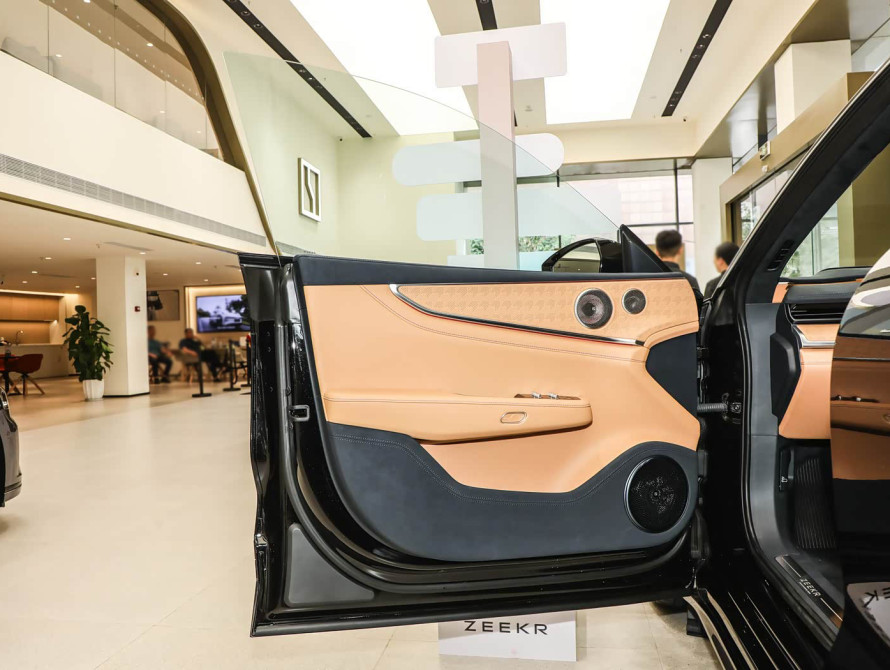 Zeekr 001 2026 Max 95kWh AWD - 51 Zeekr 001 2026 Max 95kWh AWD - 51 | bex-auto.com