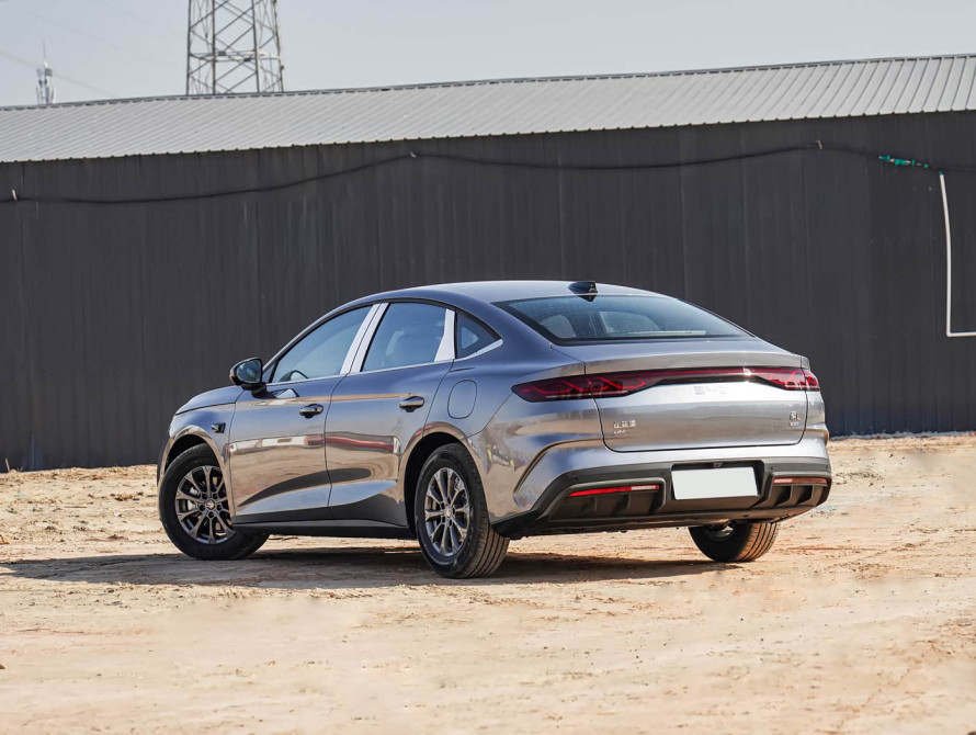 BYD Qin L 2025 DM-i Intelligent Driving - 4 BYD Qin L 2025 DM-i Intelligent Driving - 4 | bex-auto.com