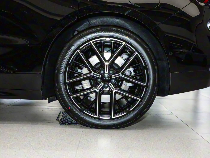 Zeekr 001 2026 Max 95kWh AWD - 135 Zeekr 001 2026 Max 95kWh AWD - 135 | bex-auto.com