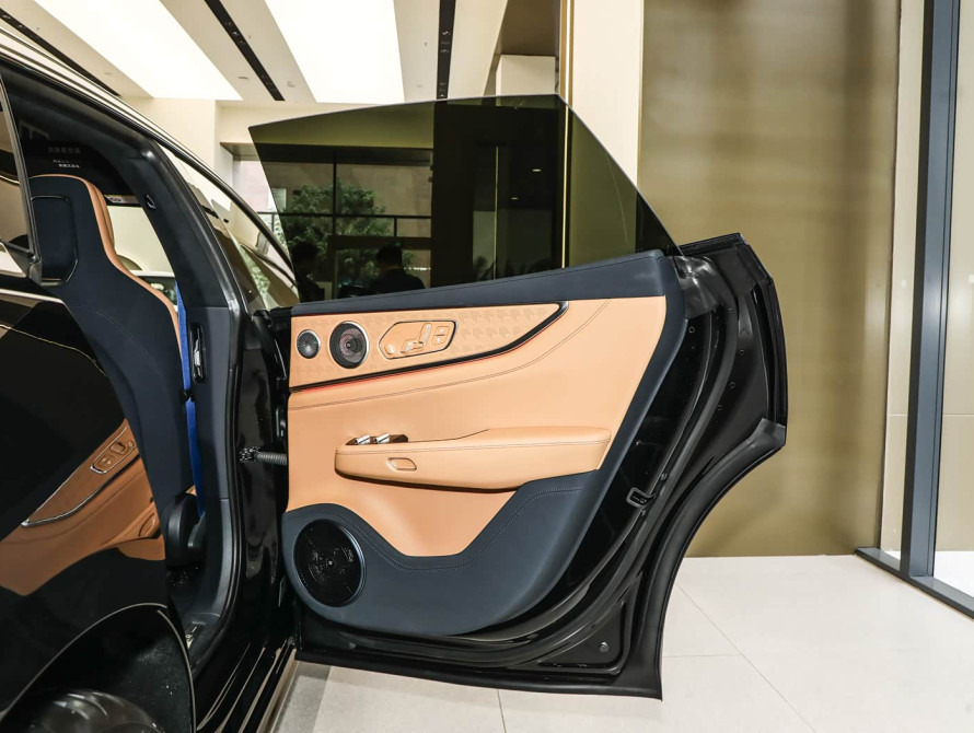 Zeekr 001 2026 Max 95kWh AWD - 80 Zeekr 001 2026 Max 95kWh AWD - 80 | bex-auto.com