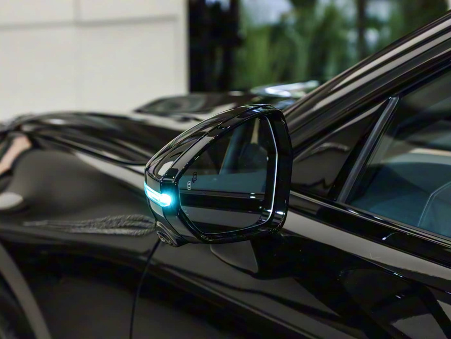 Zeekr 001 2026 Max 95kWh AWD - 130 Zeekr 001 2026 Max 95kWh AWD - 130 | bex-auto.com