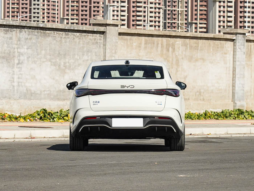 BYD Seal 06 2025 DM-i Flagship - 5 BYD Seal 06 2025 DM-i Flagship - 5 | bex-auto.com