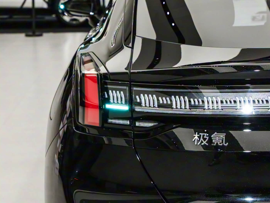 Zeekr 001 2026 Max 95kWh AWD - 144 Zeekr 001 2026 Max 95kWh AWD - 144 | bex-auto.com