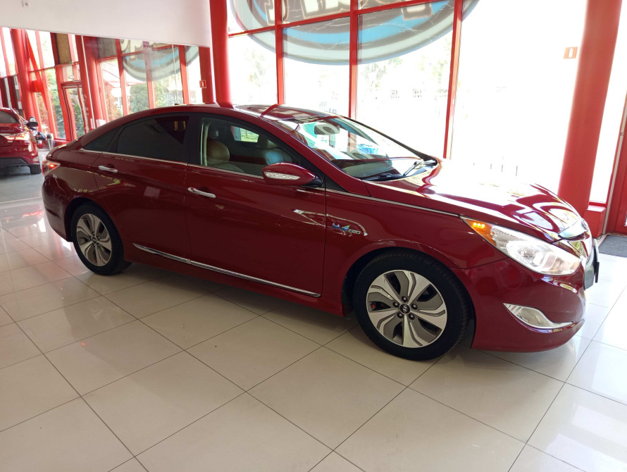 Hyundai Sonata 2013 Hybrid Limited - 6 Hyundai Sonata 2013 Hybrid Limited - 6 | bex-auto.com