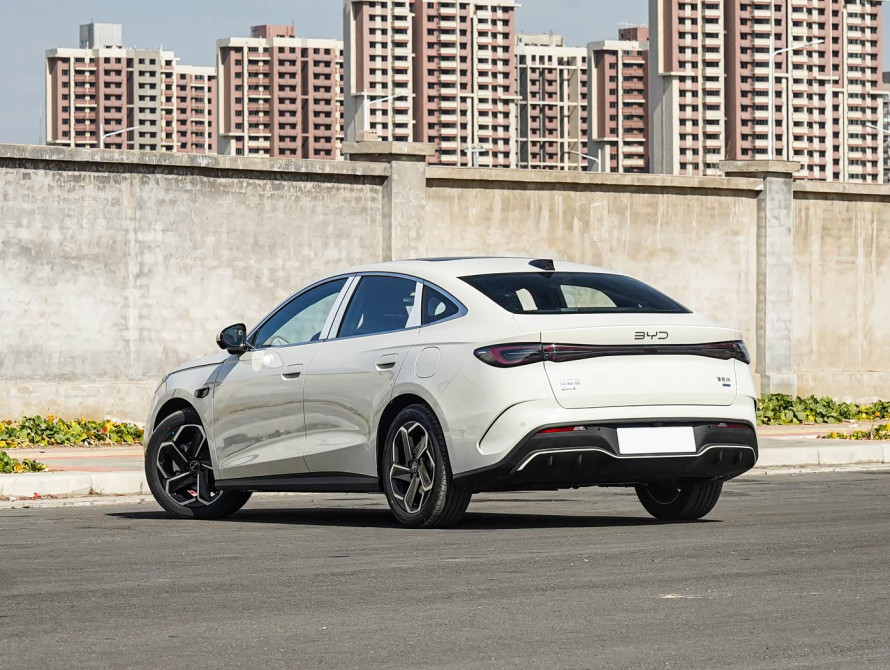 BYD Seal 06 2025 DM-i Flagship - 4 BYD Seal 06 2025 DM-i Flagship - 4 | bex-auto.com