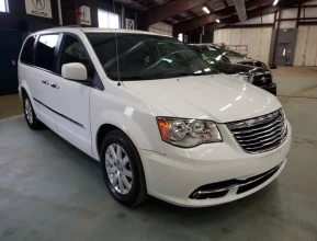 2016 CHRYSLER TOWN & COUNTRY TOURING - 5 | bex-auto.com