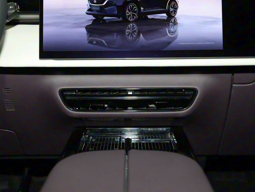 Mazda EZ-60 2025 Max - 22 Mazda EZ-60 2025 Max - 22 | bex-auto.com