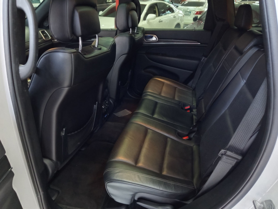 Jeep Grand Cherokee 2016 - 44 Jeep Grand Cherokee 2016 - 44 | bex-auto.com