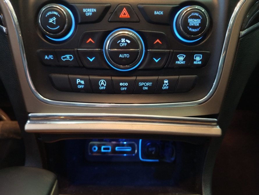 Jeep Grand Cherokee 2016 - 31 Jeep Grand Cherokee 2016 - 31 | bex-auto.com