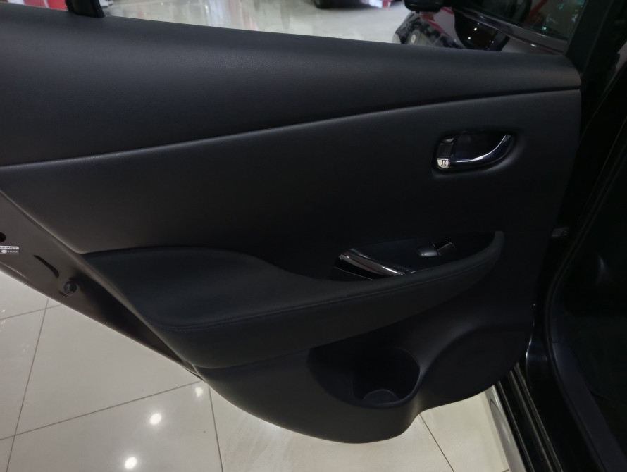 Nissan Leaf 2015 - 37 Nissan Leaf 2015 - 37 | bex-auto.com