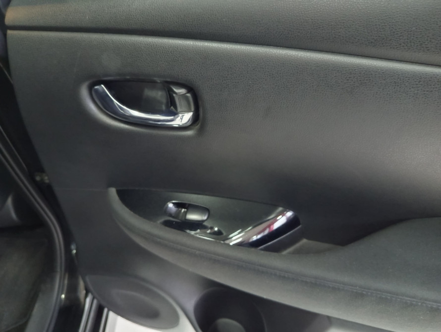 Nissan Leaf 2015 - 33 Nissan Leaf 2015 - 33 | bex-auto.com