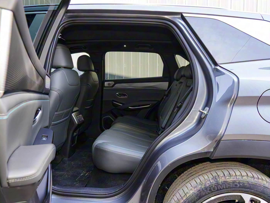 BYD Song L 2025 - 46 BYD Song L 2025 - 46 | bex-auto.com