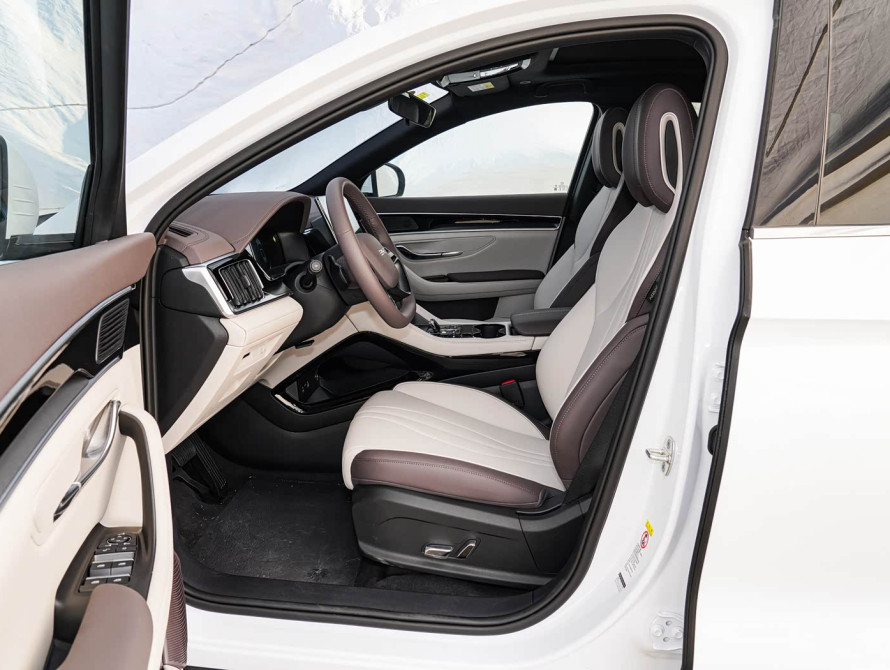 BYD Song Plus 2025 DM-i Premium - 24 BYD Song Plus 2025 DM-i Premium - 24 | bex-auto.com